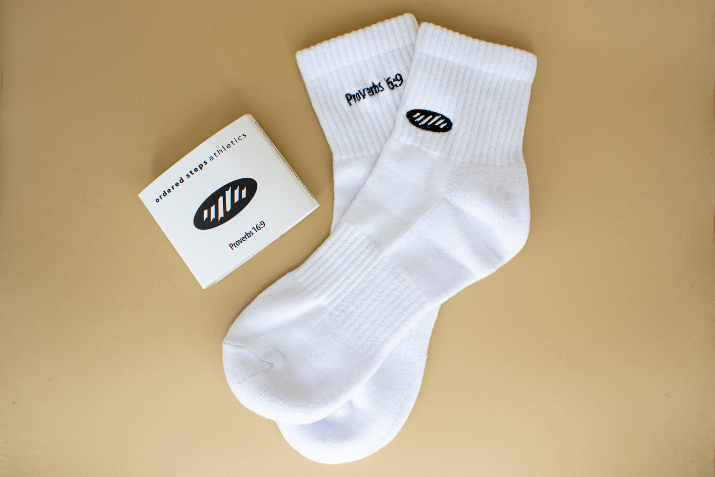 Ordered Steps Quarter Crew Socks