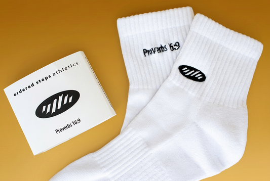 Ordered Steps Quarter Crew Socks