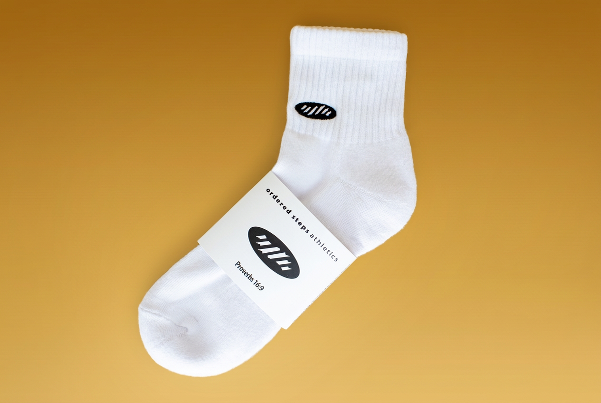 Ordered Steps Quarter Crew Socks
